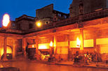 Windsor, Stonehenge and Torchlit Tour of The Roman Baths
