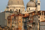 Rialto Fruit and Fish Market, San Polo and Frari Church Private Walking Tour
