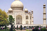Full day Taj Mahal excursion to Agra by private vehicle

