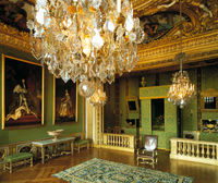 Candlelight Visit and Dinner at Vaux-le-Vicomte