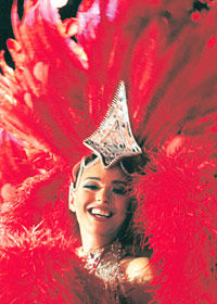 Dinner Cruise, Eiffel Tower Visit and Moulin Rouge Show