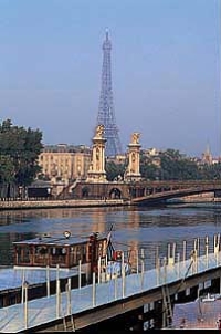Paris 'Musts' - City Tour, River Seine Cruise and Lunch