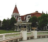 Private Tour of the Film Studio Tour in Chedun, Shanghai