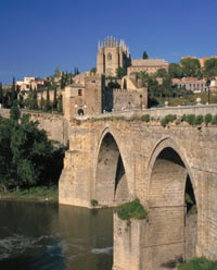 Full Day Toledo, El Escorial and Valley of the Fallen Tour