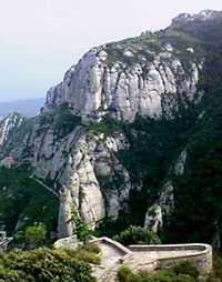 Morning Sightseeing Tour of Montserrat Mountain