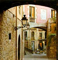 Private Full Day Tour of Gerona, Figueres and Dali Museum