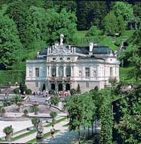 Four Day Munich to Frankfurt - Romantic Road, Linderhof, Hohenschwangau, Neuschwanstein