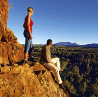 Alice Springs to Uluru (Ayers Rock) 3-Day Red Centre Highlights Tour