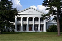 Deluxe Plantation Tour of New Orleans