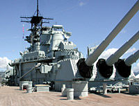 Oahu Day Trip: Pearl Harbor, Honolulu and Punchbowl from Maui