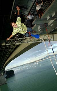 Auckland Bridge Bungy Jump