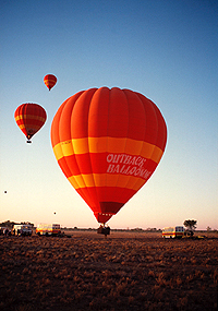 Sunrise Ballooning in Alice Springs