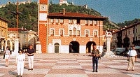 Hill Towns of Veneto Tour from Venice