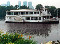 Minneapolis and Mississippi River Tour