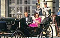 Golden Royal Sightseeing Tour - Vaxholm, Vira Bruk, Norrtajle