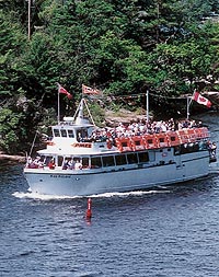Midland 30,000 Island Cruise