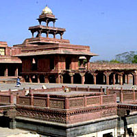 Full day Agra excursion to Taj Mahal and Fatehpur Sikri by private vehicle