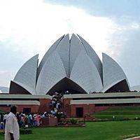 Tour of Bahai Lotus Temple by private vehicle