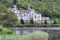 Rail Tour to Connemara, Kylemore Abbey and Galway Bay