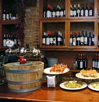 Barcelona Gourmet Tapas Evening Walking Tour