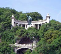 Budapest Day Tour from Vienna