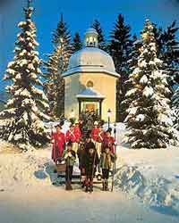 Silent Night, Holy Night - Christmas Eve Tour to the Silent Night Chapel in Oberndorf