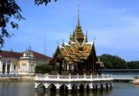 Bangkok Waterways on Chao Phraya River