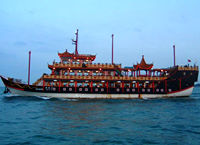 Imperial Cheng Ho Singapore Harbour Dinner Cruise