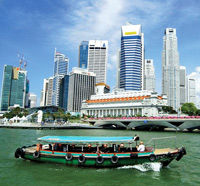 Trishaw Ride and Dinner in Singapore's Chinatown plus Bumboat