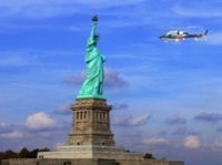 Private NYC Helicopter Tour: Manhattan by Moonlight