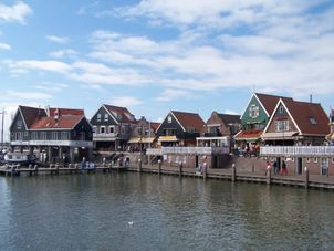Volendam Half Day Tour to Zaanse Schans Windmills, Marken and Volendam