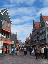 Volendam Half Day Tour to Zaanse Schans Windmills, Marken and Volendam