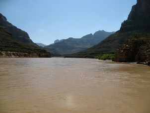 On the Colarado River Ultimate Grand Canyon 4-in-1 Helicopter Adventure
