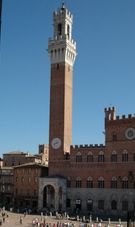 Sienna square Siena and San Gimignano Full Day Tuscany Tour from Florence