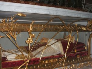 Vatican Vatican Museums, Sistine Chapel and St. Peter's Rome Walking Tour