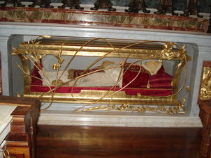Pope John Paul XXIII's Tomb Skip the Line: Vatican Museums Walking Tour including Sistine Chapel, Raphael's Rooms and St Peter's