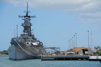 Pearl Harbor & Arizona Memorial, Oahu USS Missouri, Arizona Memorial, Pearl Harbor and Punchbowl