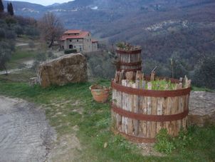 Beautiful farmhouse Chianti Region with Wine Tasting Afternoon Tuscany Tour from Florence