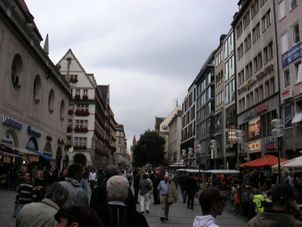 Main Street Munich Altstadt Bavarian Beer and Food Evening Tour in Munich