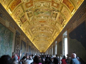 Vatican Museum Skip the Line: Vatican Museums Walking Tour including Sistine Chapel, Raphael's Rooms and St Peter's