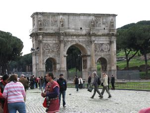 Roman Forum Ancient Rome Walking Tour includes Colosseum, Roman Forum, Trevi Fountain and Pantheon