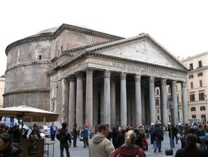 Pantheon in Rome Ancient Rome Walking Tour includes Colosseum, Roman Forum, Trevi Fountain and Pantheon