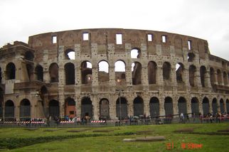 Colosseum Ancient Rome Walking Tour includes Colosseum, Roman Forum, Trevi Fountain and Pantheon