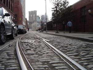 The DUMBO Waterfront Best of Brooklyn Sightseeing, Food and Culture Tour