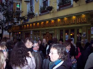 Starting off Traditional Irish Musical Pub Crawl in Dublin
