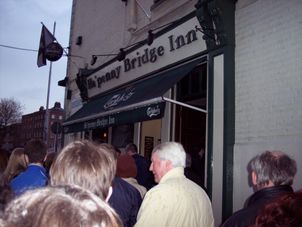 First Pub Traditional Irish Musical Pub Crawl in Dublin