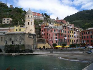Vernazza Small Group Cinque Terre Day Tour from Florence