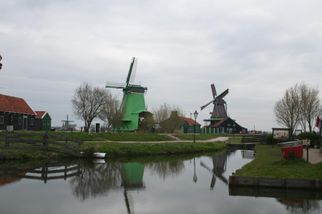 Zaanse Schans Half Day Tour to Zaanse Schans Windmills, Marken and Volendam
