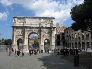 Arch of Constantine Skip the Line: Ancient Rome and Colosseum Walking Tour