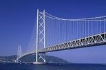 Himeji Castle and Akashi Kaikyo Bridge (Pearl Bridge) Full-Day Tour from Osaka